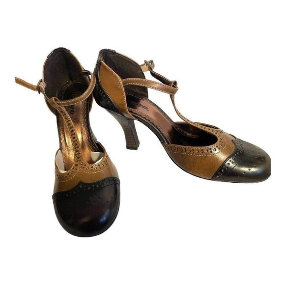 Bongo Heel Line Dancer shoes Size 7 Vintage Brown Natural closed toe - Picture 1 of 7